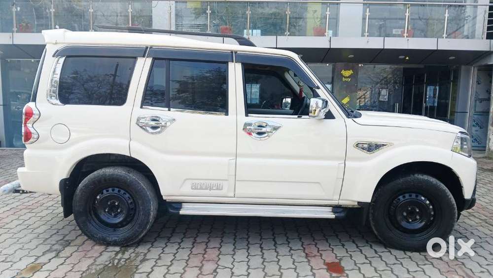 Mahindra Scorpio