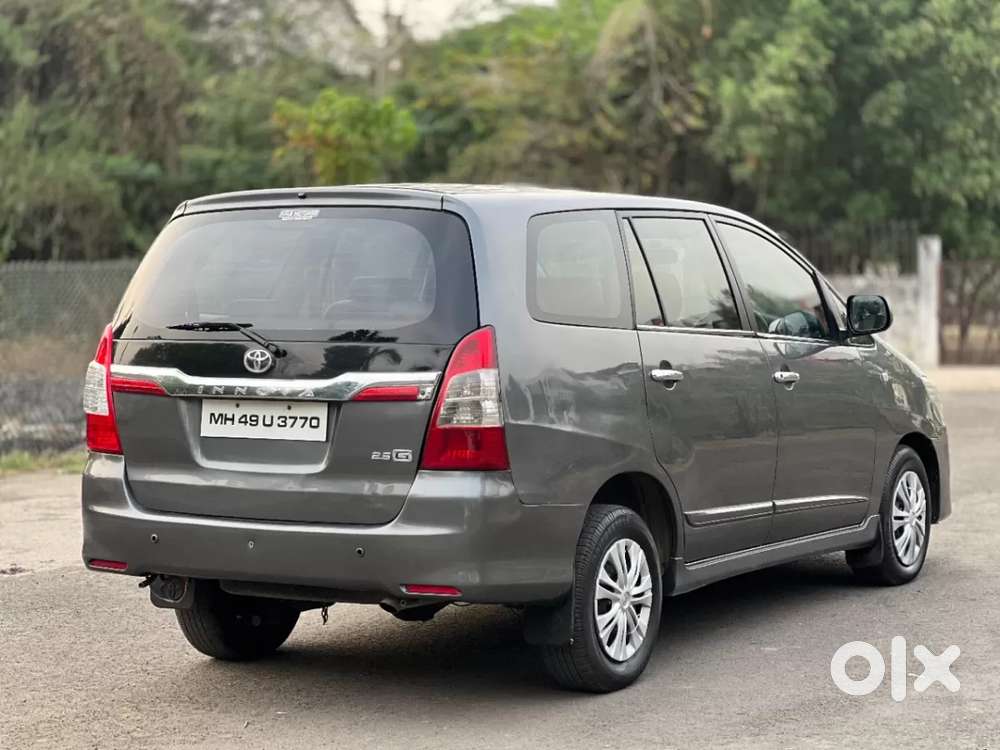 Toyota Innova 2.5 G (diesel) 8 Seater Bs Iv, 2015, Diesel