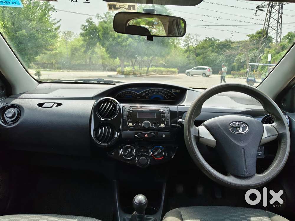 Toyota Etios Cross 1.2l G, 2016, Petrol