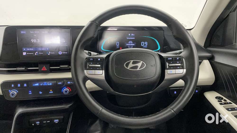 Hyundai Verna 1.5 Sx Petrol Mt, 2023, Petrol