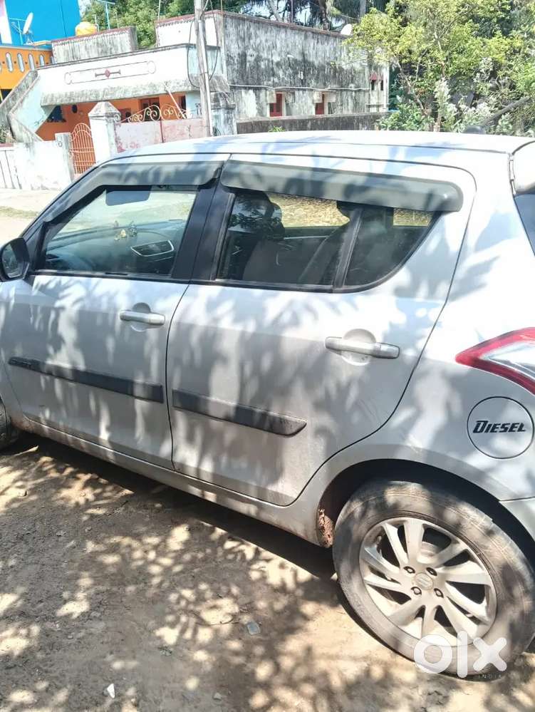 Maruti Suzuki Swift 2013 Zdi Diesel 129000 Km