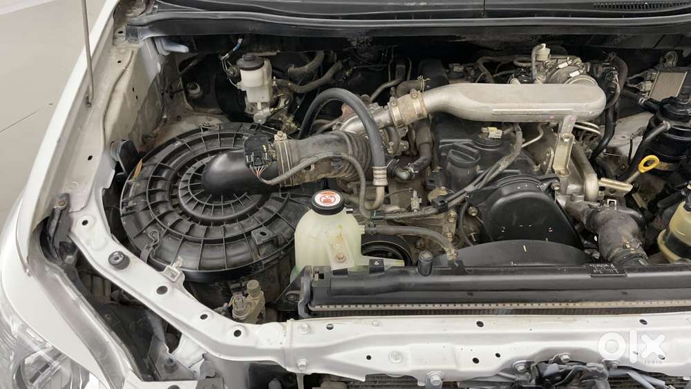 Toyota Innova 2.5 G (diesel) 8 Seater, 2012, Diesel