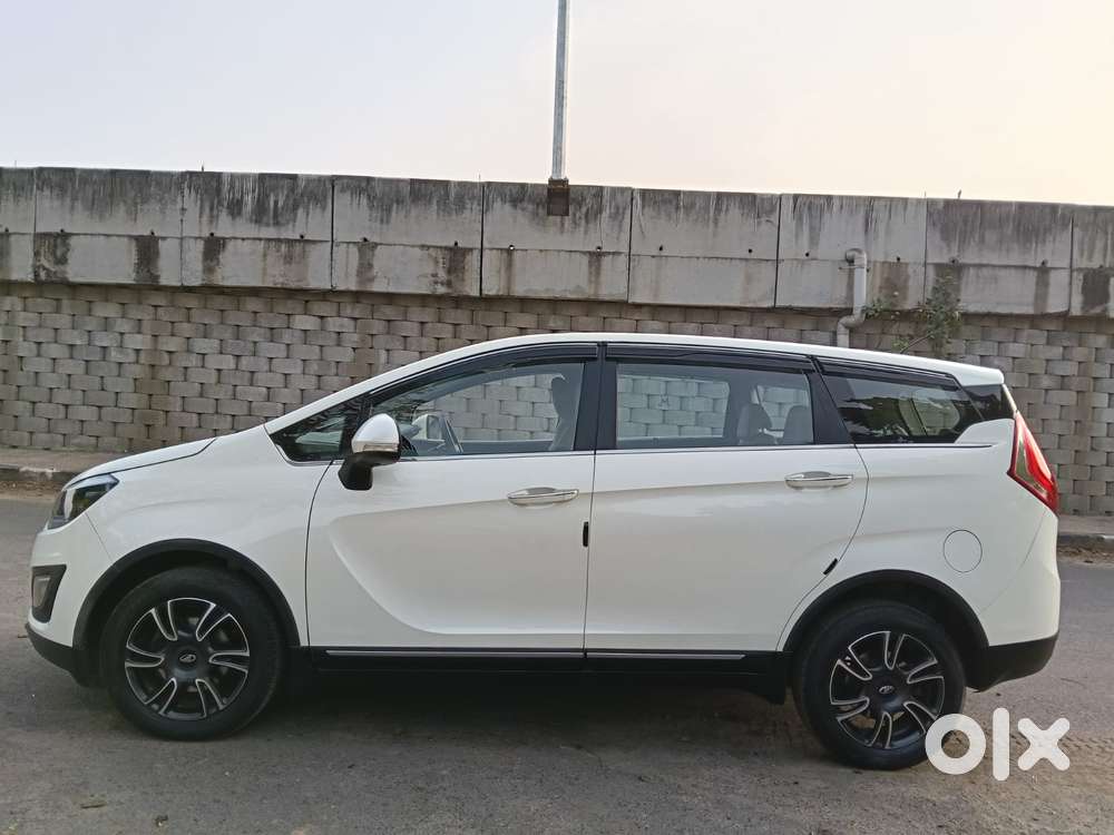 Mahindra Marazzo M8 8str, 2018, Diesel