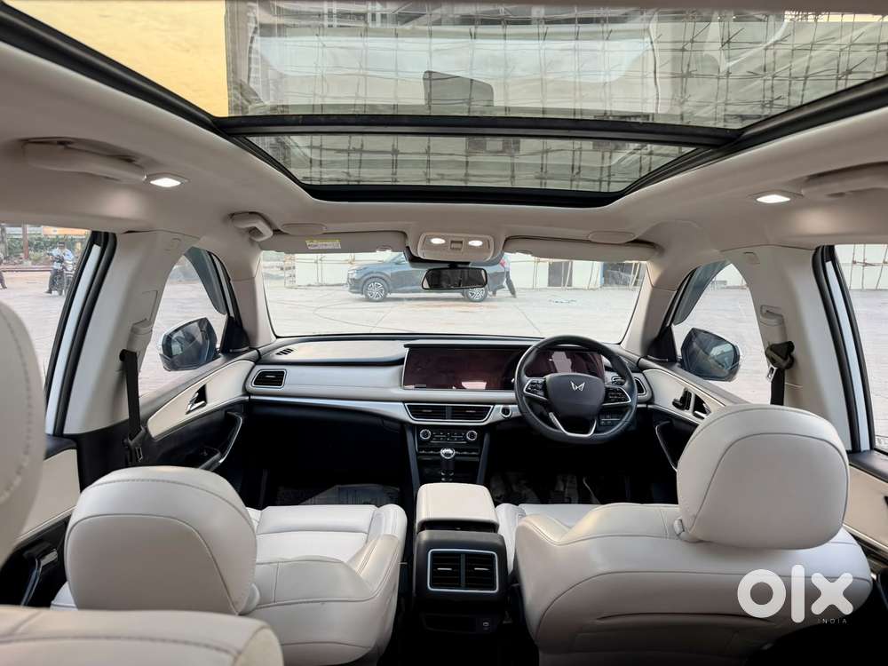Mahindra Xuv700 2.2 Ax 7 Diesel Mt Str, 2024, Diesel