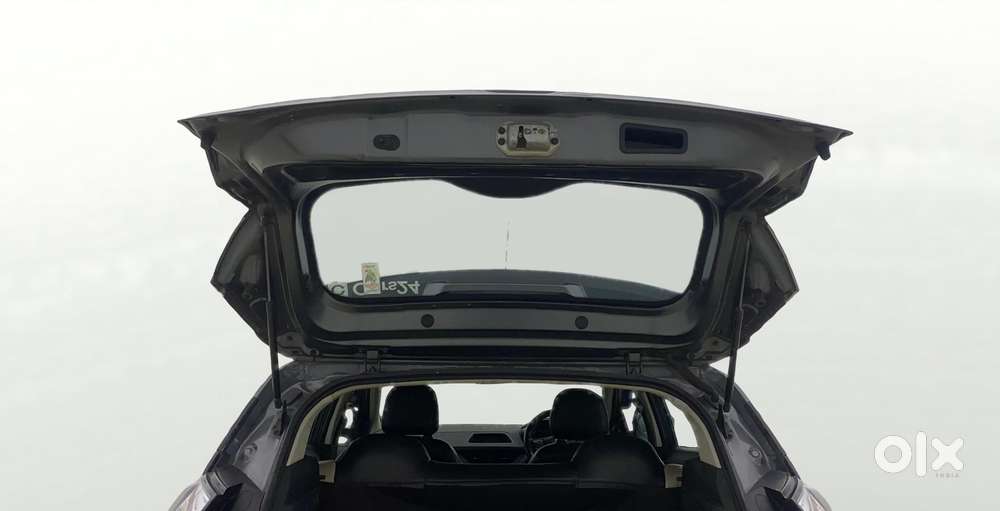 Tata Nexon 1.2 Revotron Xm (s), 2022, Petrol