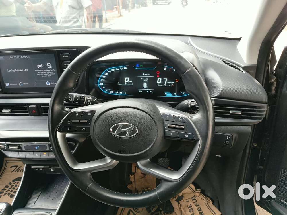 Hyundai I20 Asta (o) 1.2 Mt, 2023, Petrol