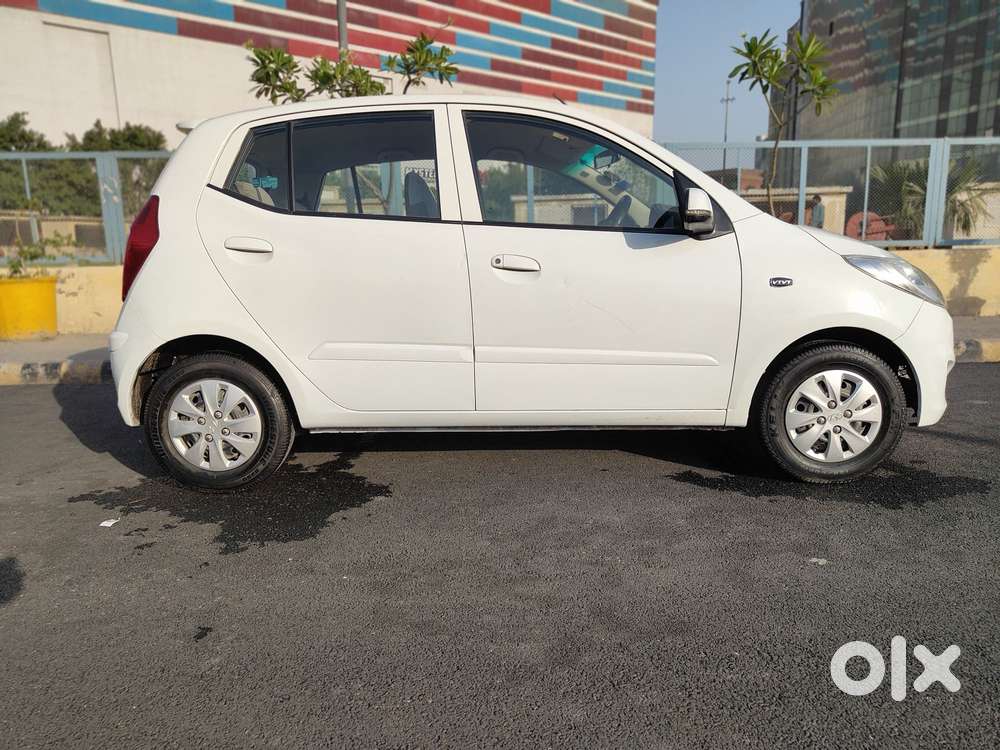 Hyundai I10 Sportz, 2013, Petrol
