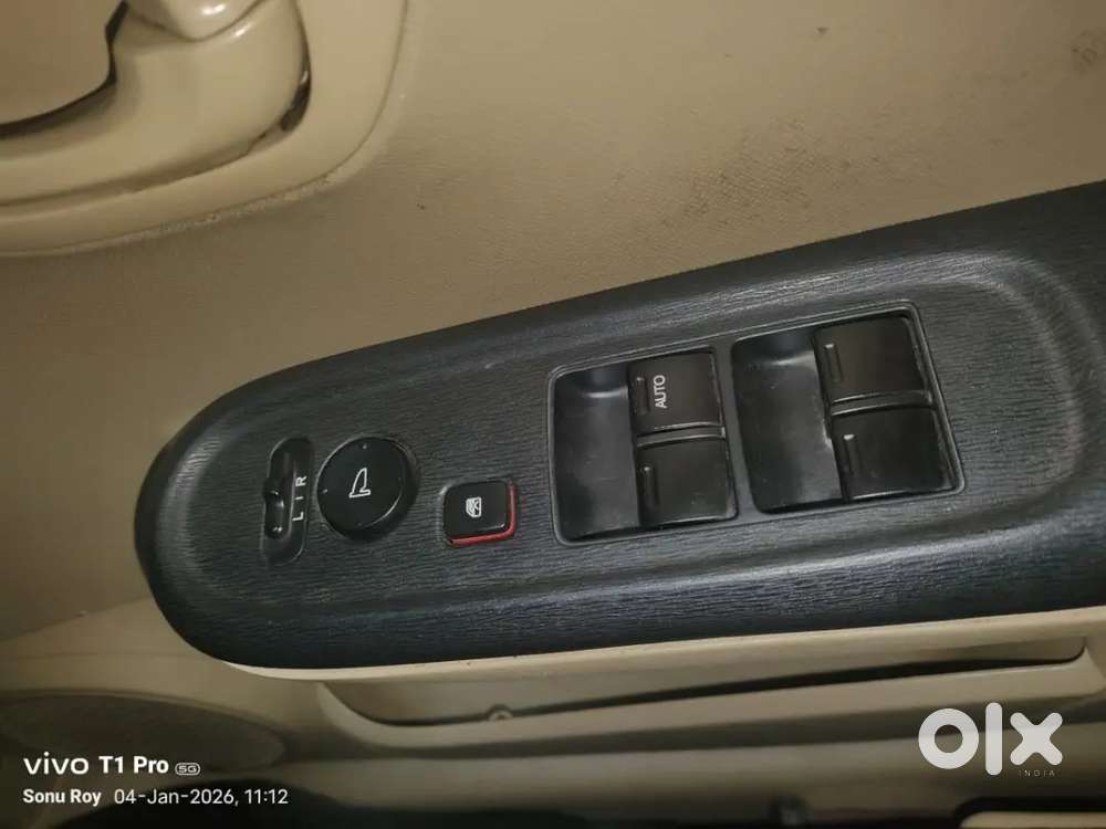 Honda Amaze 2015 Petrol 90000 Km Driven