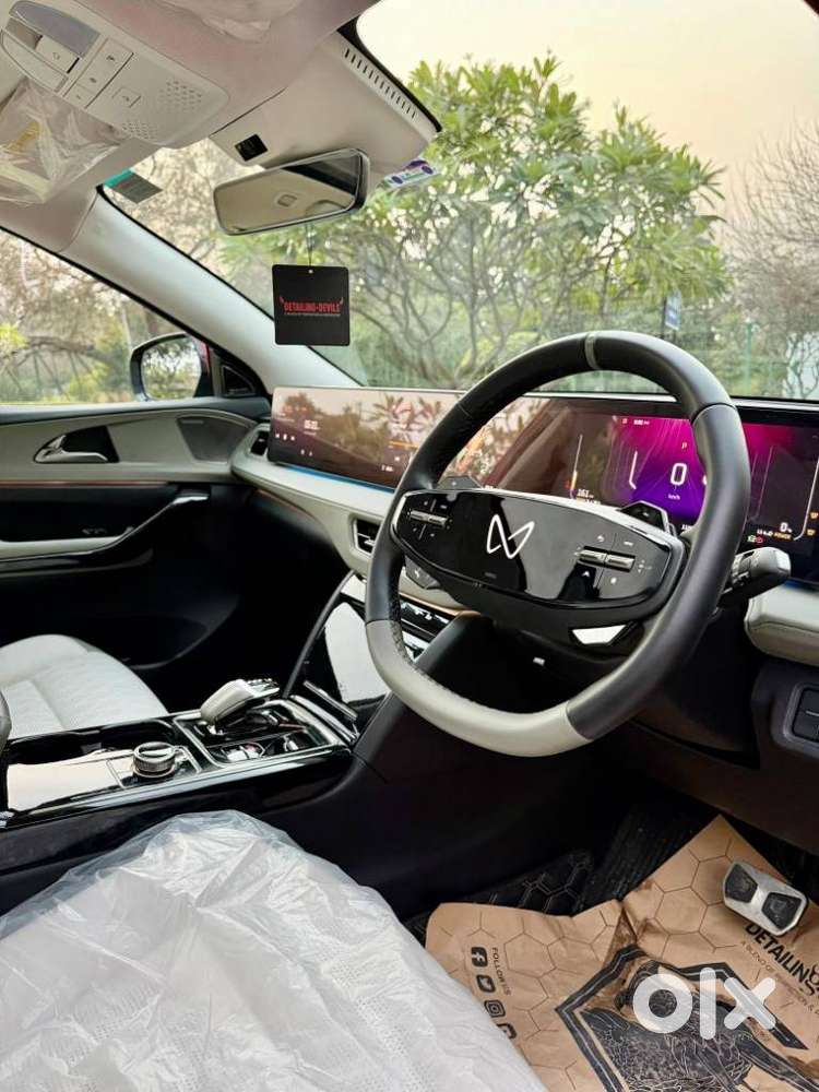 Mahindra Xev 9e Three B79 Kwh, 2025, Electric