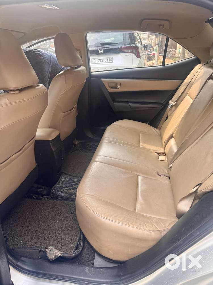 Toyota Corolla Altis 2016
