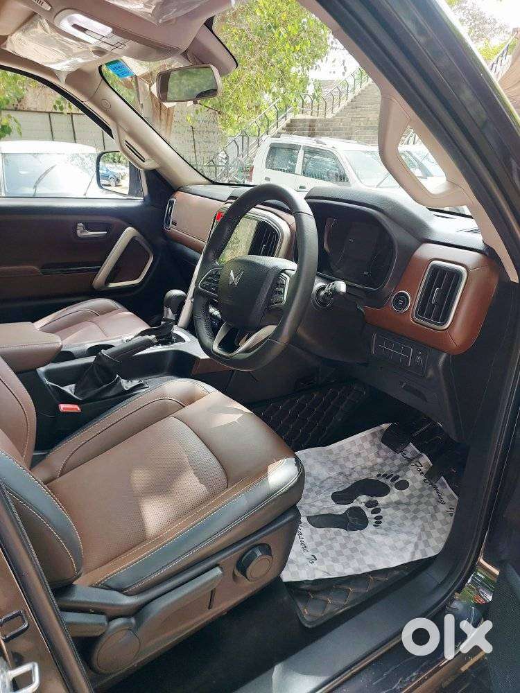 Mahindra Scorpio N Z8 Petrol At 7 Str, 2023, Petrol