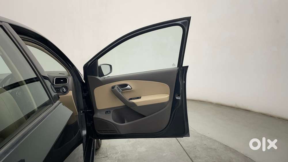 Volkswagen Vento 1.2 Tsi Highline At, 2019, Petrol
