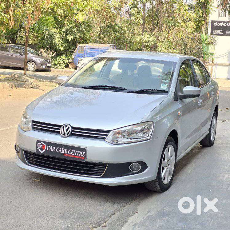 Volkswagen Vento 2010-2013 Petrol Highline, 2011, Petrol