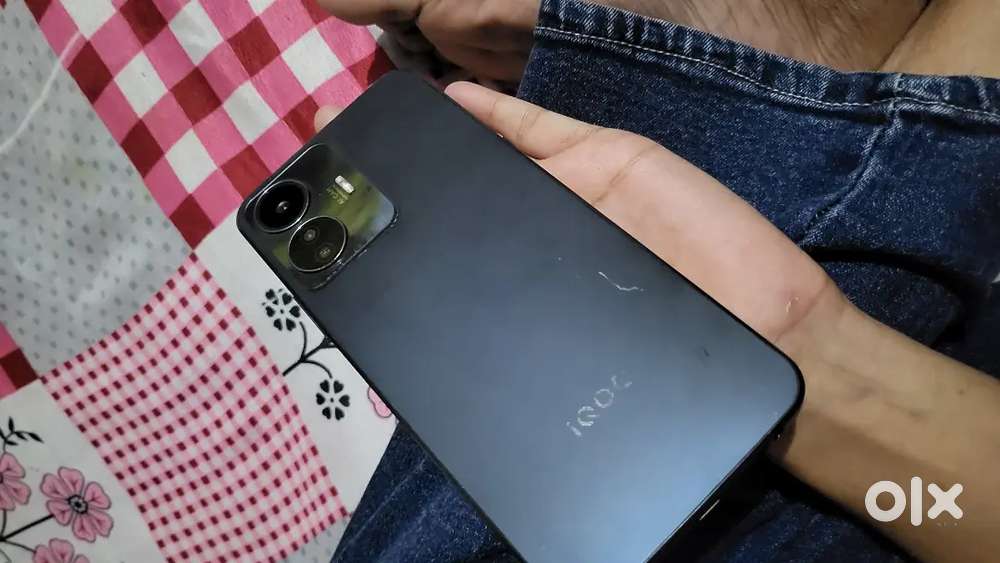 iQOO z6 lite 6/128