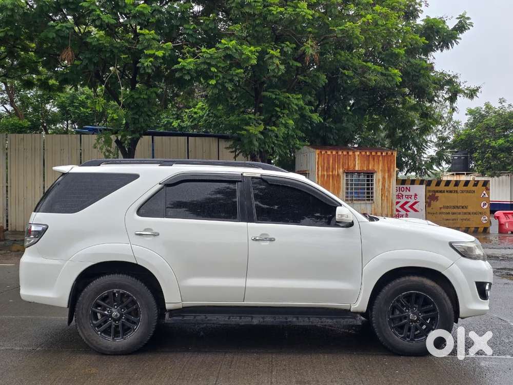 Toyota Fortuner 3.0 4x4 Manual, 2012, Diesel