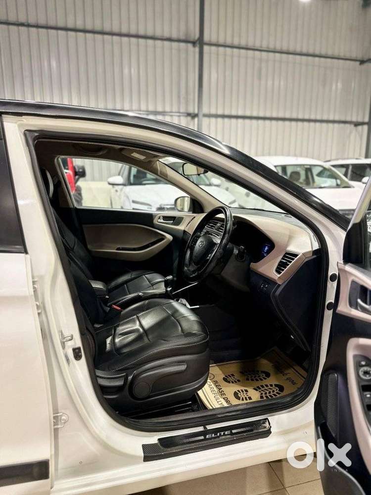 Hyundai New I20 1.2 Asta (o) Mt, 2020, Petrol