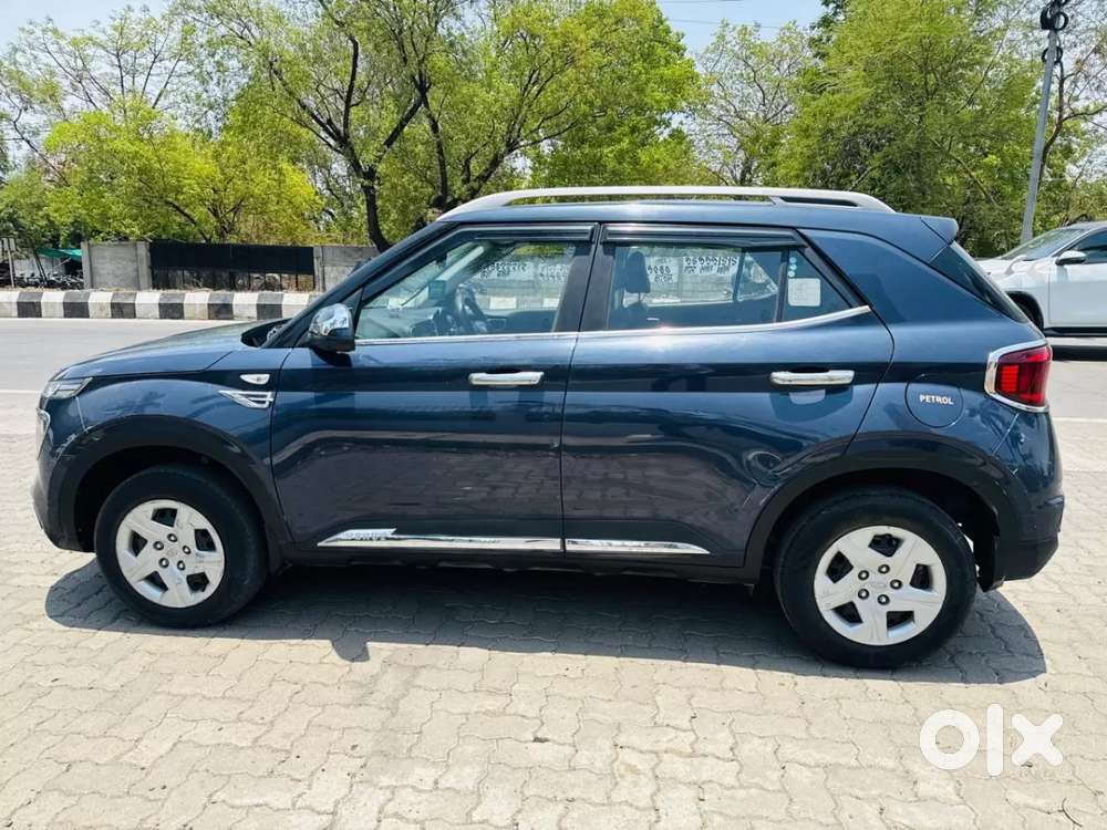 Hyundai Venue S 1.2 Petrol, 2020, Petrol