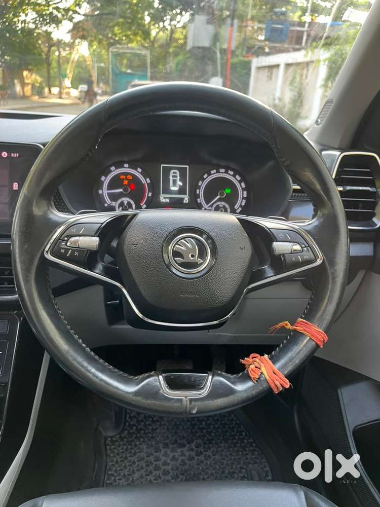 Skoda Kushaq 1.0 Tsi Style At (6 Airbags), 2021, Petrol