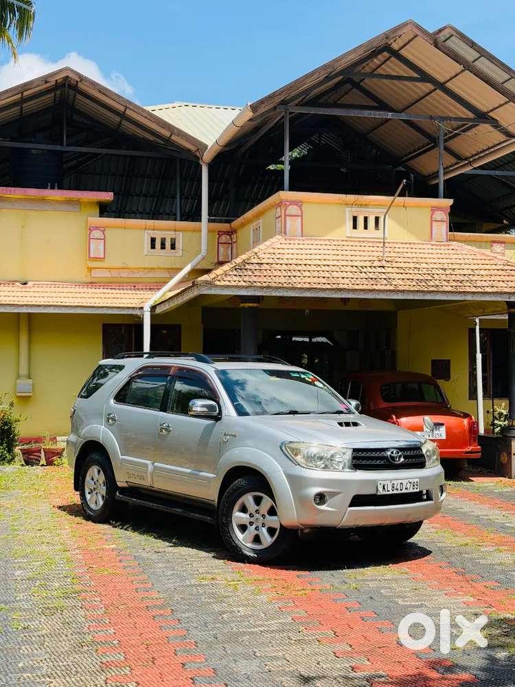 Toyota Fortuner 4x4 Caravan Modified No Replacement