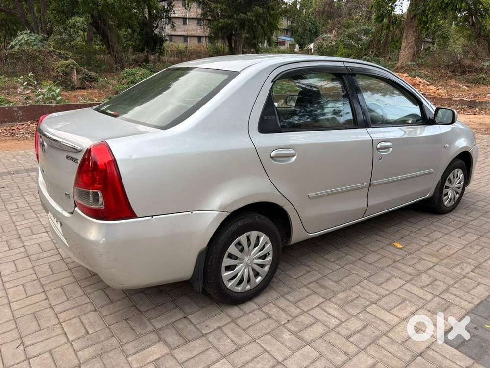 Toyota Etios 2011 Petrol 102204 Km Driven