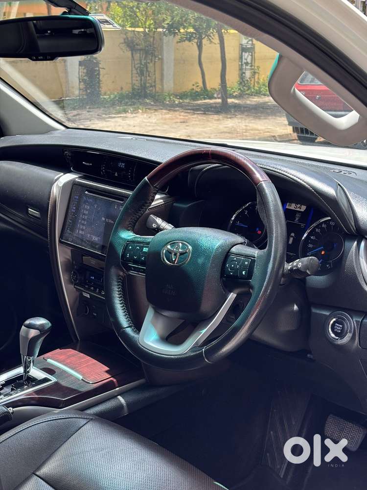 Toyota Fortuner 3.0 4x2 Automatic, 2019, Diesel
