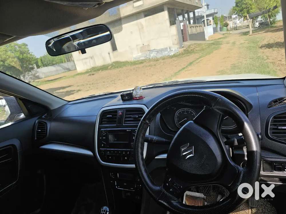 Maruti Suzuki Brezza 2021 December Petrol 39900 Km Driven