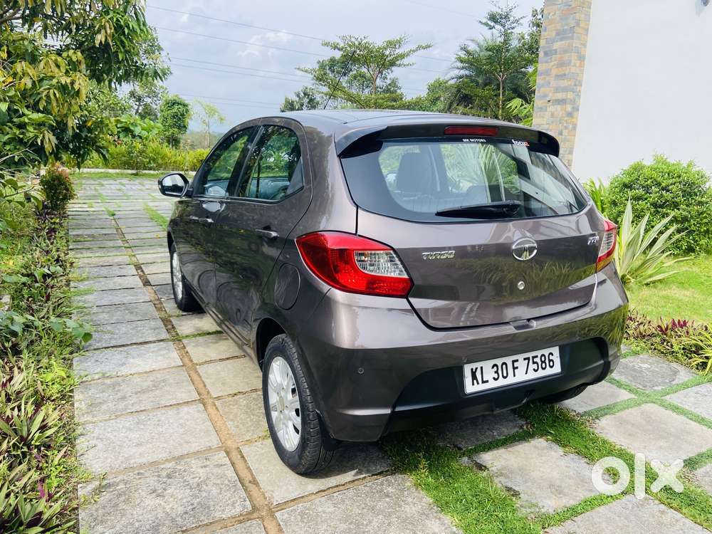 Tata Tiago 1.2 Revotron Xza, 2018, Petrol
