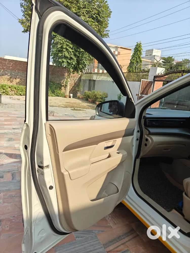 Maruti Suzuki Ertiga 2021 Petrol Well Maintained