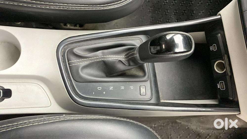 Hyundai New I20 1.2 Sportz Ivt, 2023, Petrol