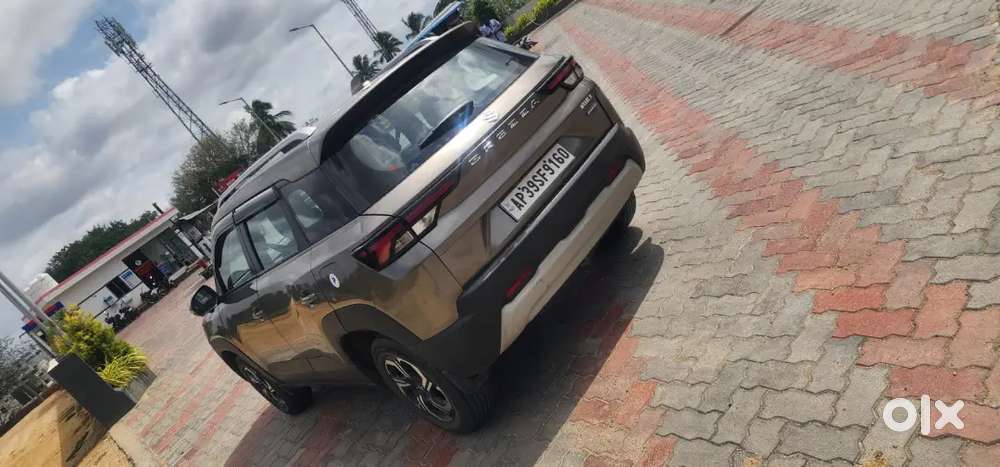 Maruti Suzuki Brezza Hybrid 2023 Dual Tone