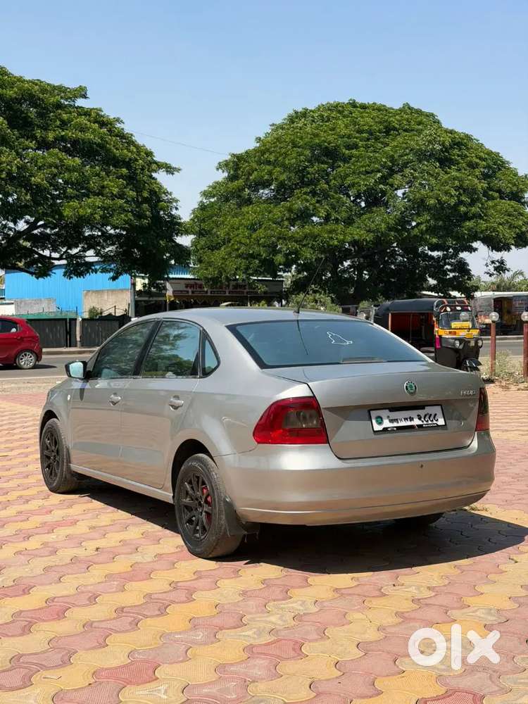 Skoda Rapid 2012 Diesel 119000 Km Driven