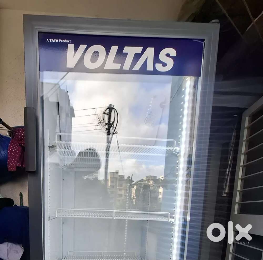 VOLTAS VC 320 VISI COOLER