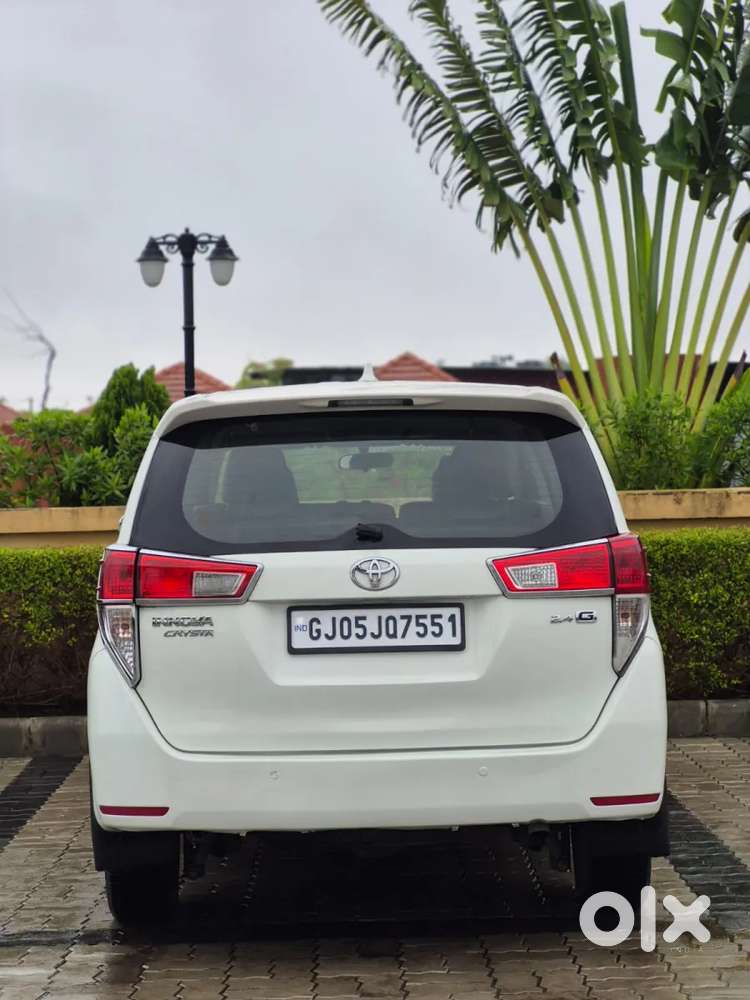 Toyota Innova Crysta [2020-ongoing] 2.4 Gx 7 Str, 2016, Diesel
