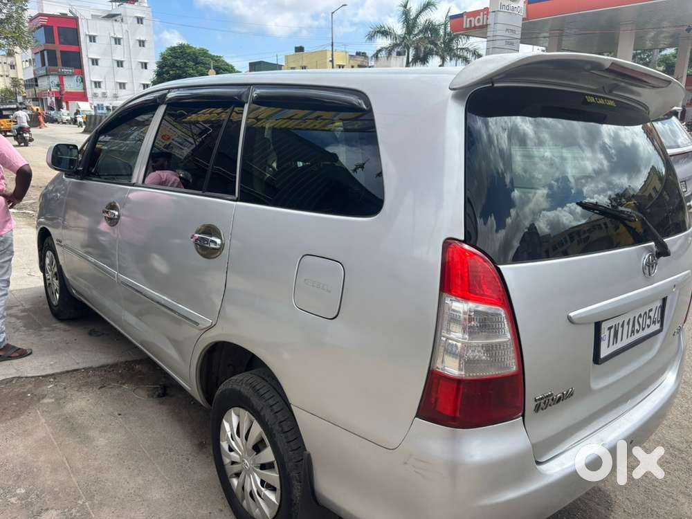 Toyota Innova Diesel 2010 Year