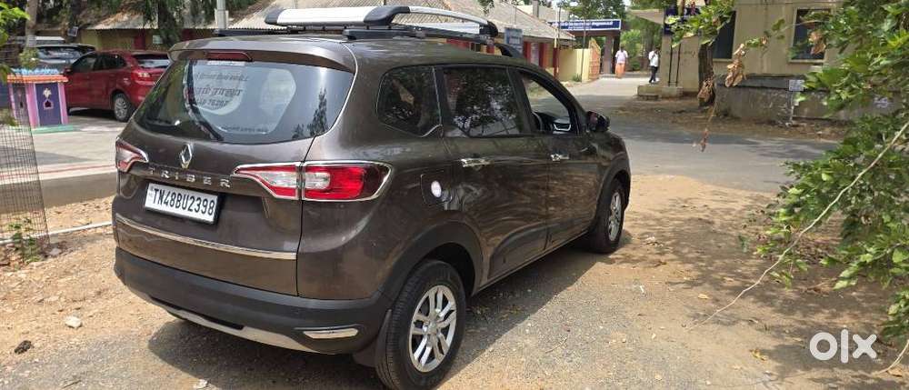 Renault Triber Rxt, 2023, Petrol