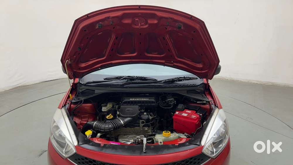 Tata Tiago 1.2 Revotron Xb, 2017, Petrol