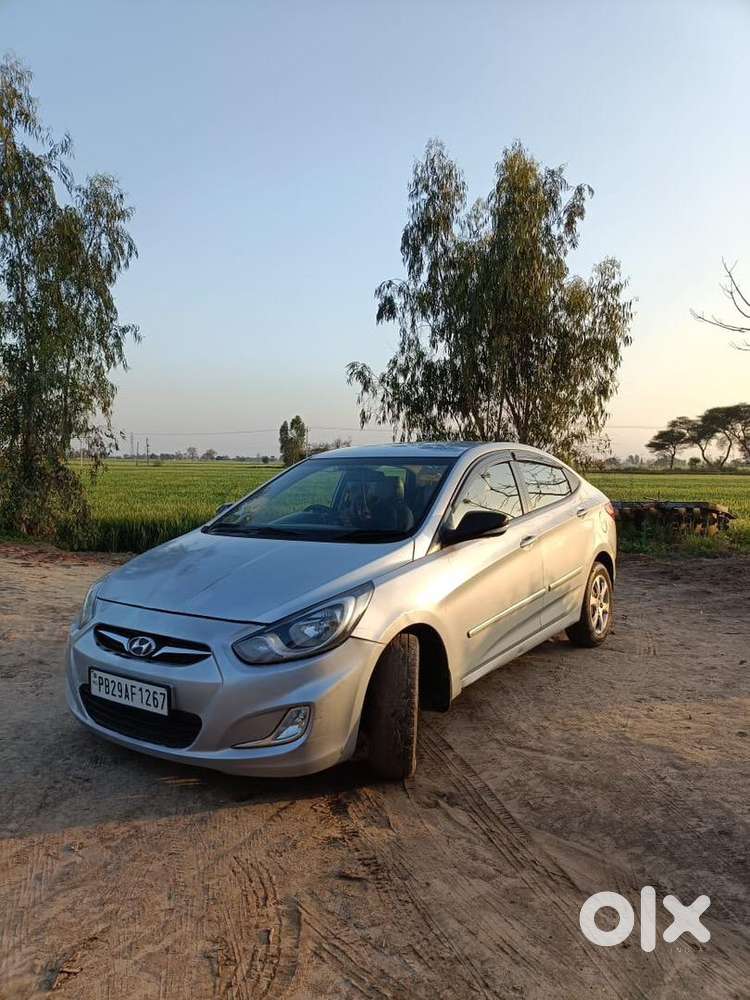 Hyundai Verna 2012 Diesel 75000 Km Driven