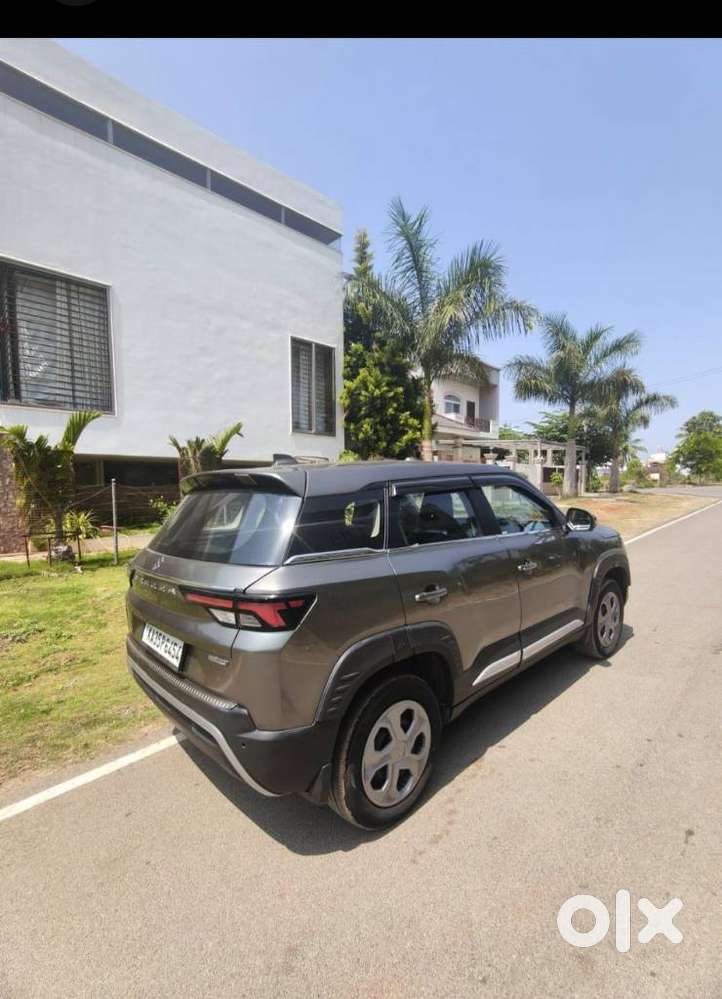 Maruti Suzuki Brezza 1.5 Vxi At Smart Hybrid, 2022, Petrol