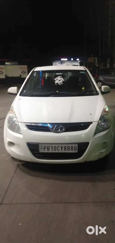 Hyundai I20 Spotz 2010 Car