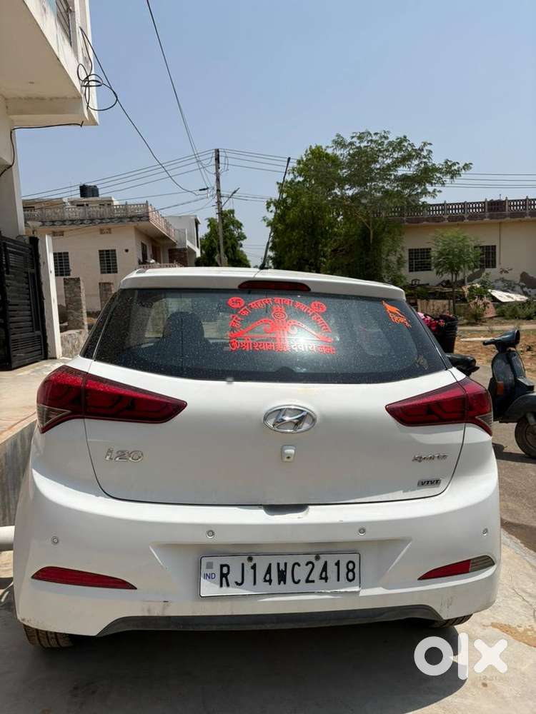 Hyundai Petrol 2017 Car
