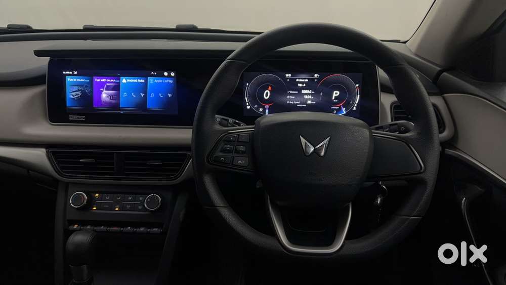 Mahindra Xuv700 2.2 Ax 5 Diesel At 7 Str, 2023, Diesel