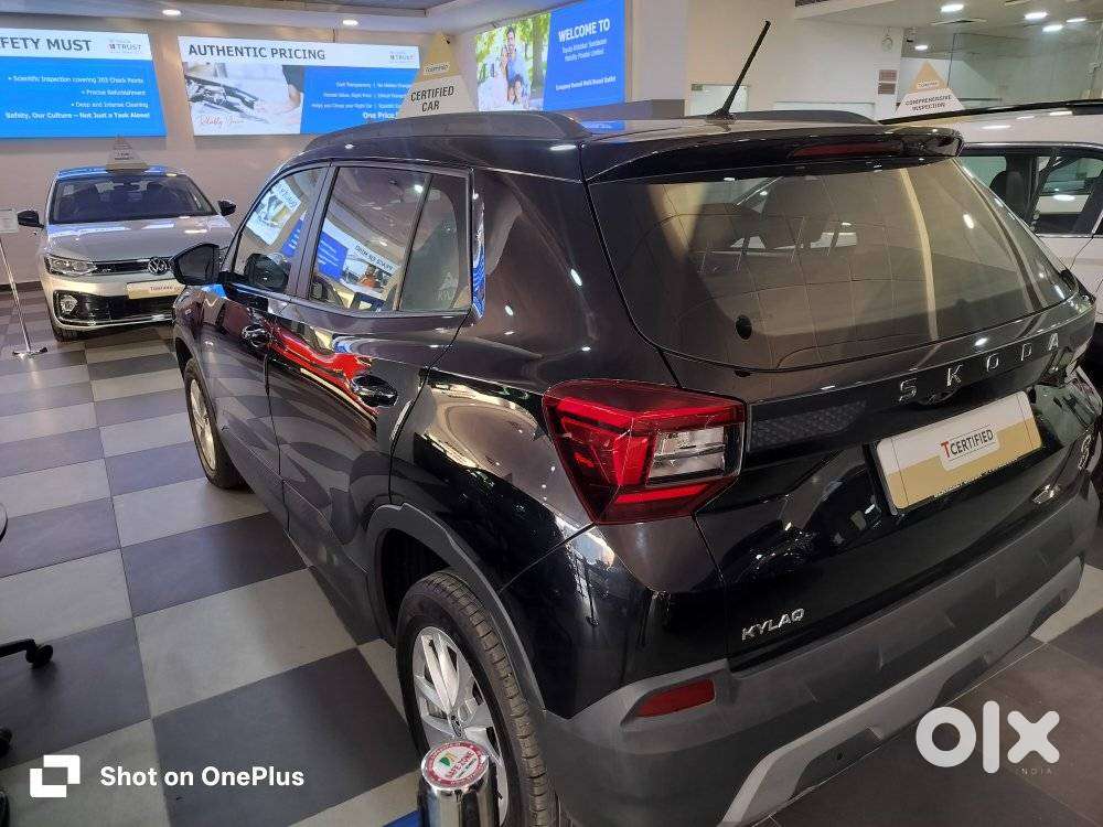 Skoda Kylaq Signature At, 2025, Petrol