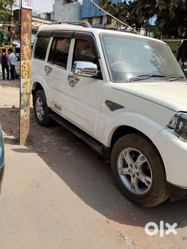 Mahindra Scorpio 2.2 S7 8 Str, 2015, Diesel