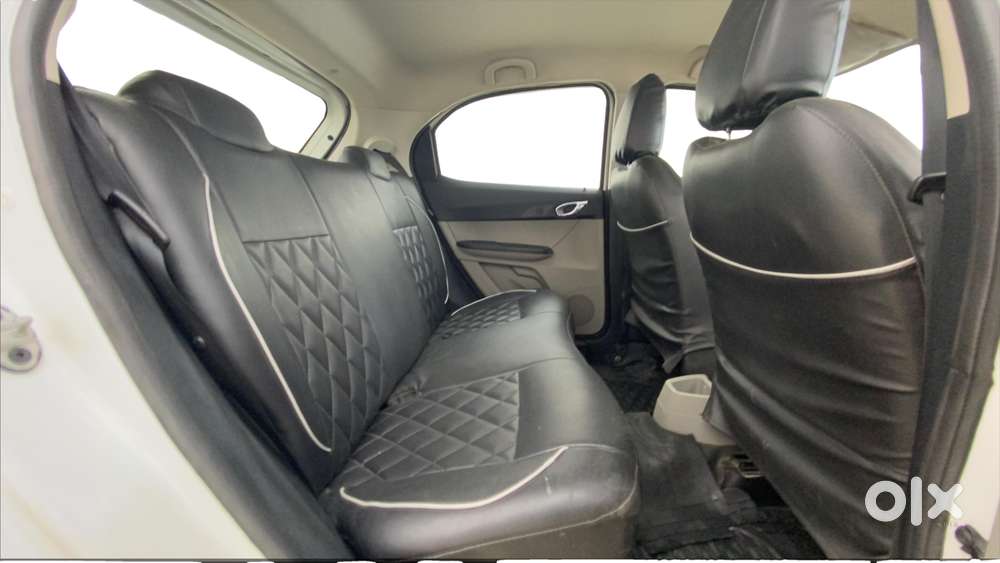 Tata Tiago 1.2 Revotron Xza, 2018, Petrol