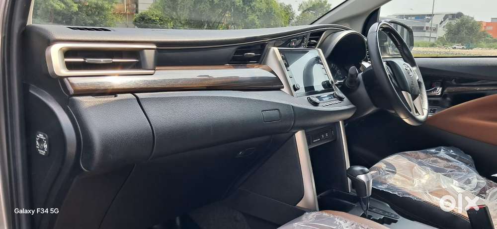 Toyota Innova Crysta [2020-ongoing] 2.4 Zx At 7 Str, 2022, Diesel