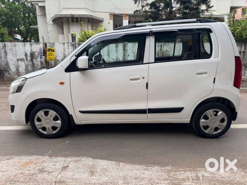 Maruti Suzuki Wagon R 1.0 Vxi (o), 2015, Petrol