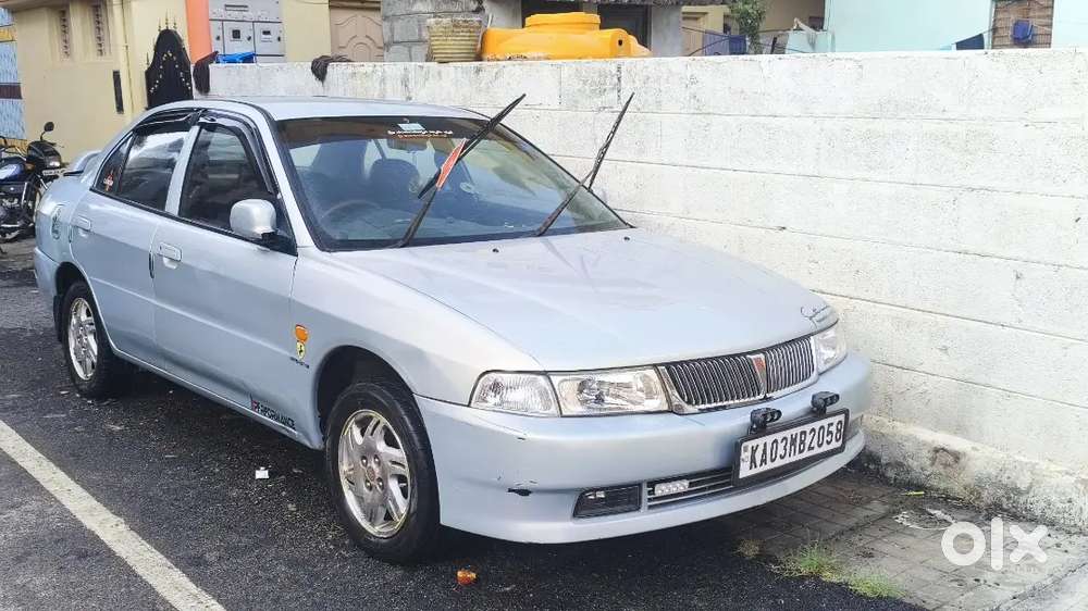 Mitsubishi Lancer Le Modal Petrol Vehicle