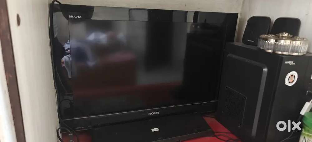Sony LCD TV & Airbed for sale