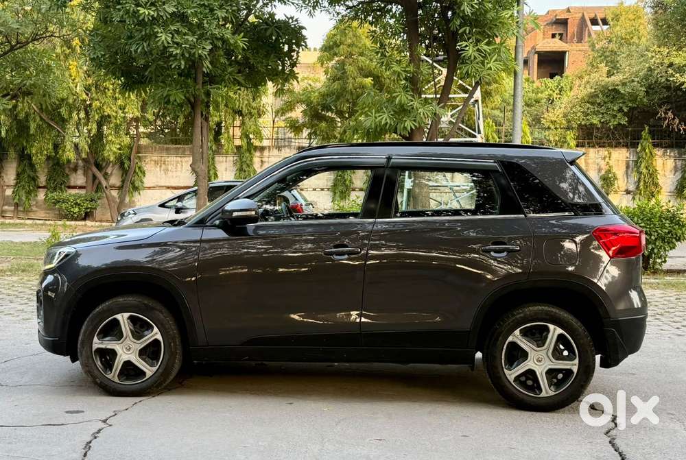 Maruti Suzuki Brezza 1.5 Vxi At Smart Hybrid, 2021, Petrol