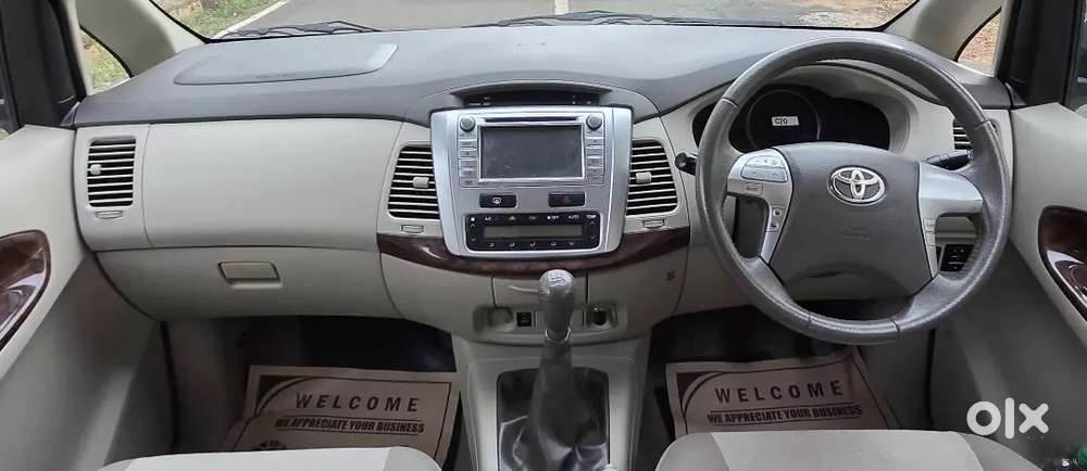 Toyota Innova 2.5 Vx Diesel Manual 2013,just 70000 Kilometers Driven